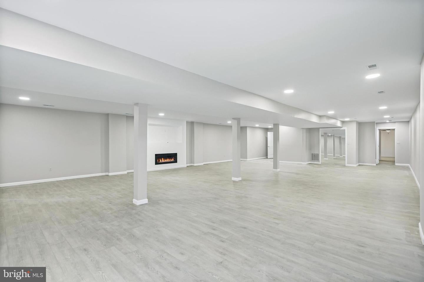 Cockeysville, Maryland, 21030, United States, 7 Bedrooms Bedrooms, ,6 BathroomsBathrooms,Residential,Active,1863326