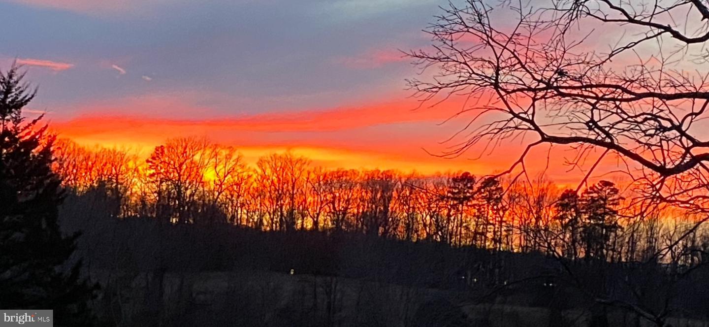 Marshall, Virginia, 20115, United States, 3 Bedrooms Bedrooms, ,2 BathroomsBathrooms,Residential,Active,2011423