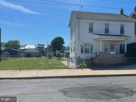 426 N CHESTNUT ST, MOUNT CARMEL, PA 17851 - Image 1