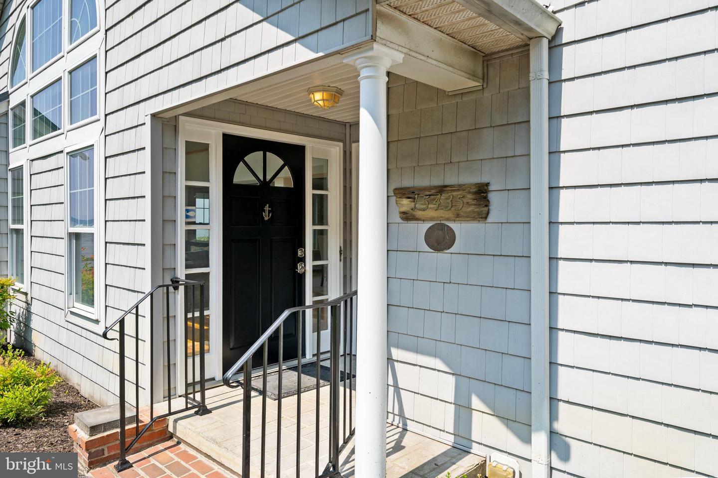 Cobb Island, Maryland, 20625, United States, 6 Bedrooms Bedrooms, ,6 BathroomsBathrooms,Residential,Contingent,1849506