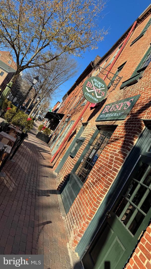 Alexandria, Virginia, 22314, United States, 3 Bedrooms Bedrooms, ,4 BathroomsBathrooms,Residential,Active,1933713