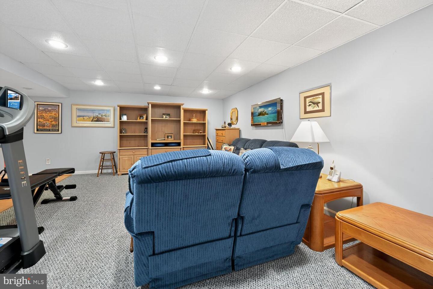 Potomac, Maryland, 20854, United States, 5 Bedrooms Bedrooms, ,4 BathroomsBathrooms,Residential,Active,1988709