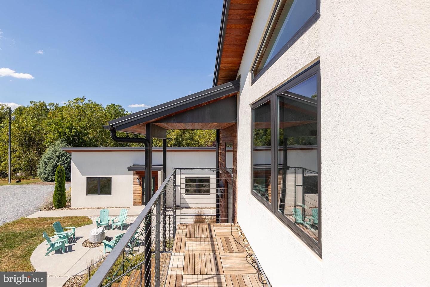 Berryville, Virginia, 22611, United States, 4 Bedrooms Bedrooms, ,4 BathroomsBathrooms,Residential,Active,1945547