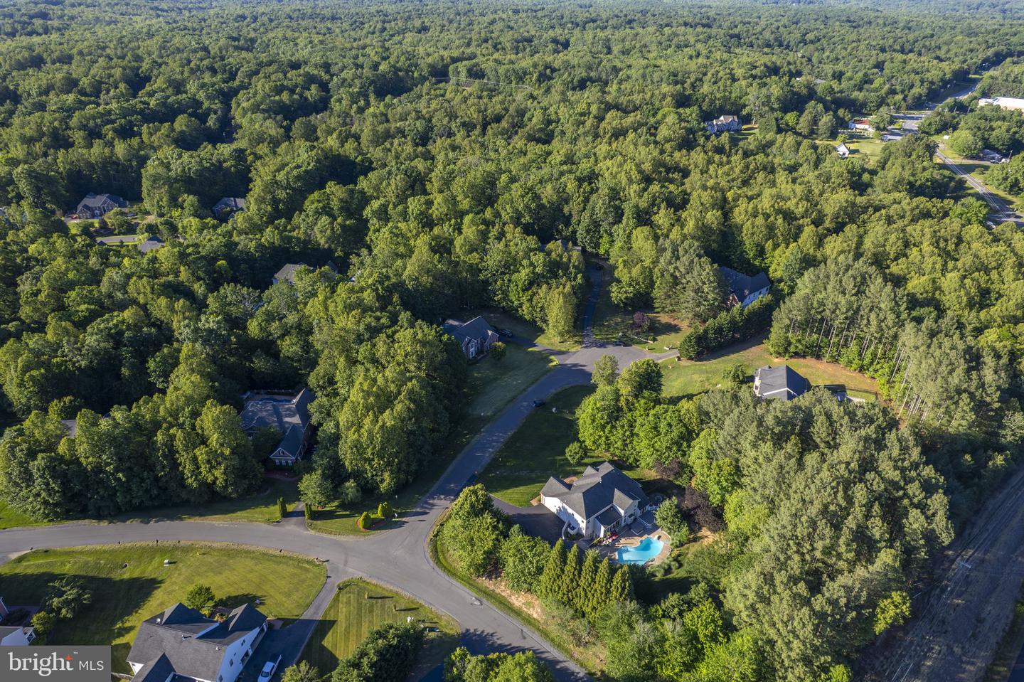 Manassas, Virginia, 20112, United States, 6 Bedrooms Bedrooms, ,5 BathroomsBathrooms,Residential,Active,2052030