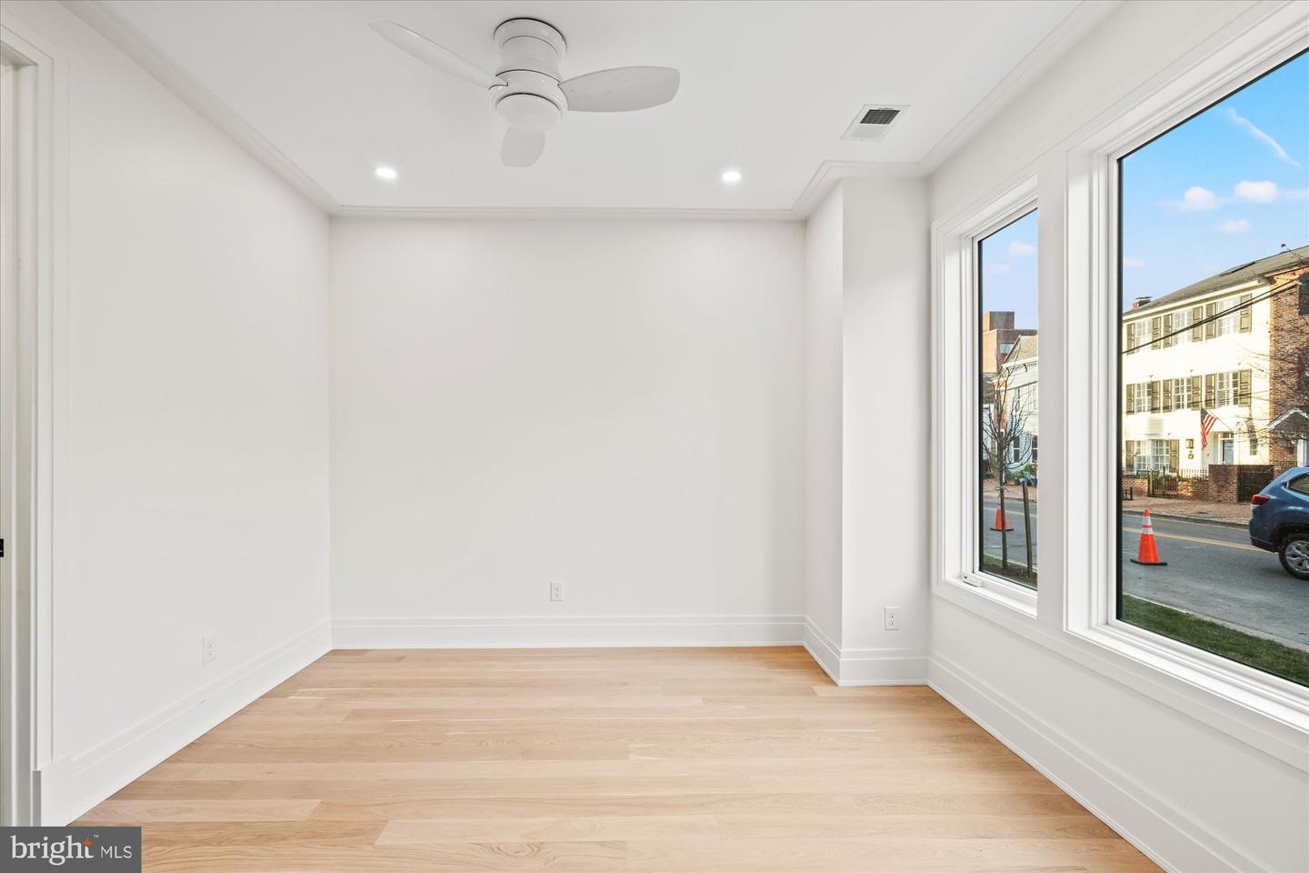 Alexandria, Virginia, 22314, United States, 4 Bedrooms Bedrooms, ,5 BathroomsBathrooms,Residential,Active,1993677