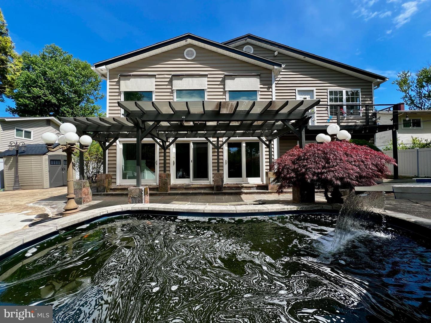 Annandale, Virginia, 22003, United States, 6 Bedrooms Bedrooms, ,6 BathroomsBathrooms,Residential,Active,2024199