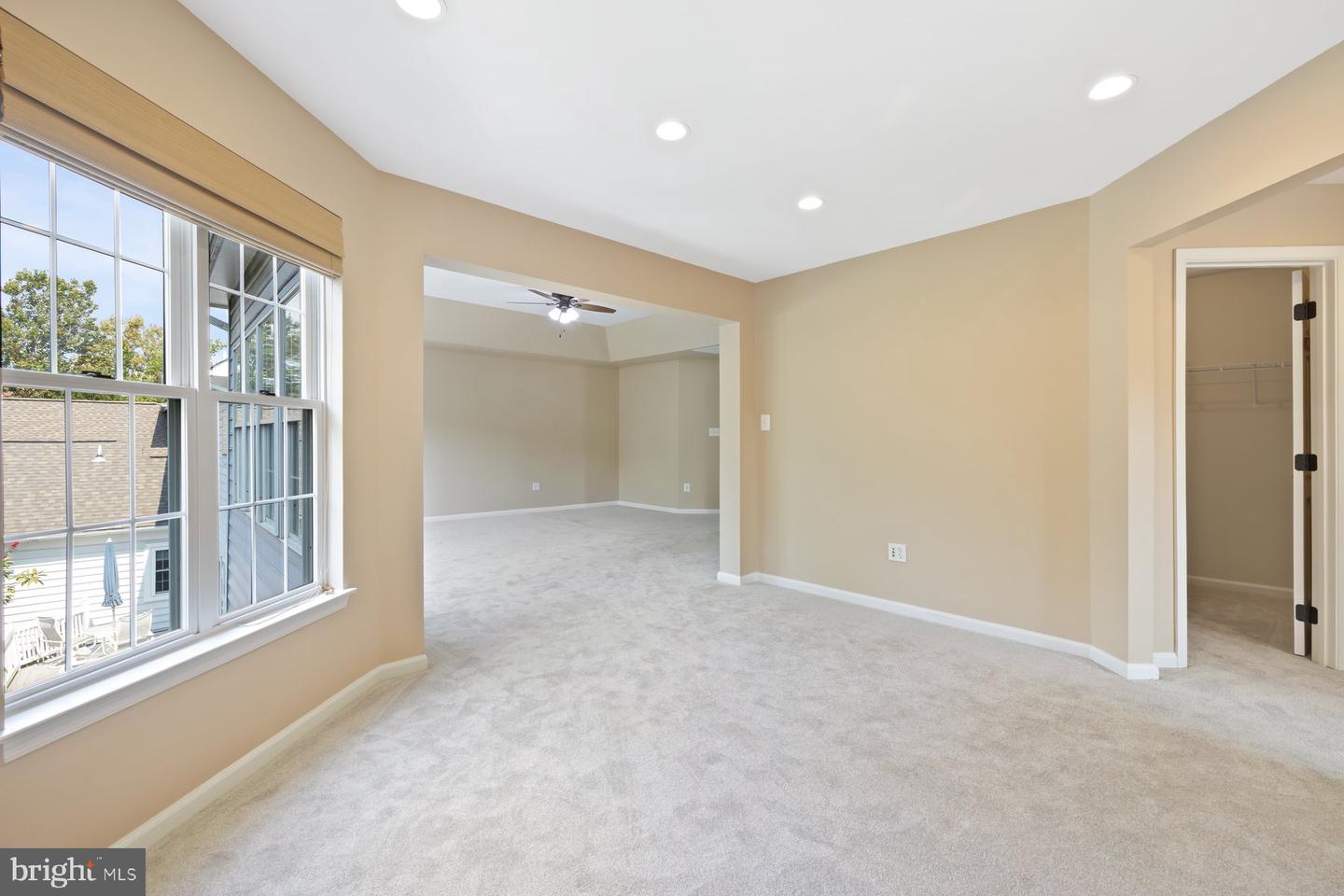 Rockville, Maryland, 20850, United States, 5 Bedrooms Bedrooms, ,6 BathroomsBathrooms,Residential,Active,1941388