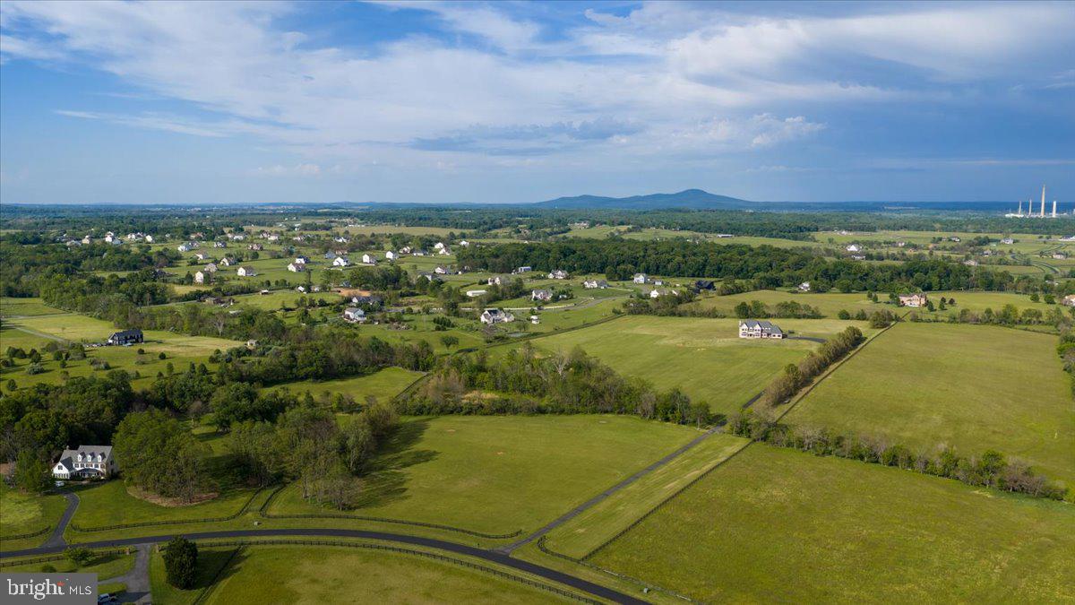 Leesburg, Virginia, 20176, United States, 4 Bedrooms Bedrooms, ,7 BathroomsBathrooms,Residential,Active,2045788