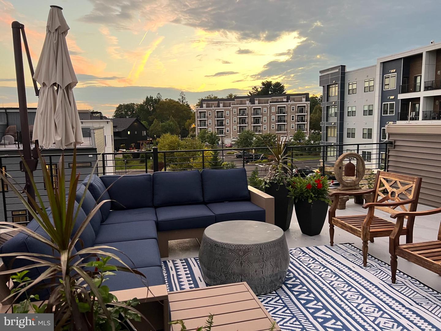 Newtown Square, Pennsylvania, 19073, United States, 3 Bedrooms Bedrooms, ,4 BathroomsBathrooms,Residential,Active,1913954