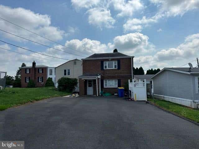 560 N PINE ST, MIDDLETOWN, PA 17057, photo 1 of 19