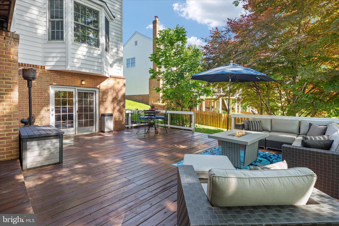 Haymarket, Virginia, 20169, United States, 5 Bedrooms Bedrooms, ,5 BathroomsBathrooms,Residential,Pending,2045778