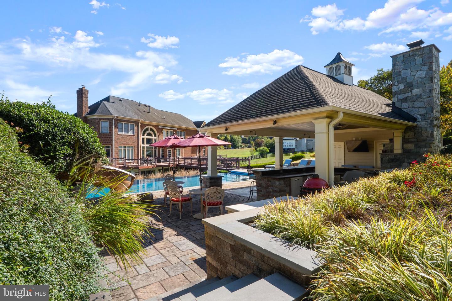 Leesburg, Virginia, 20175, United States, 5 Bedrooms Bedrooms, ,6 BathroomsBathrooms,Residential,Active,1987213