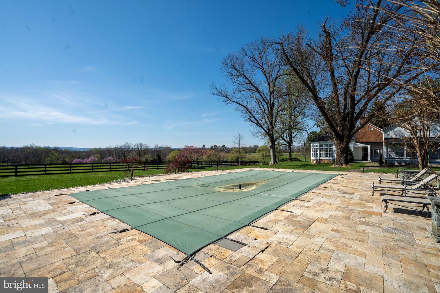 Waterford, Virginia, 20197, United States, 4 Bedrooms Bedrooms, ,5 BathroomsBathrooms,Residential,Active,1771409