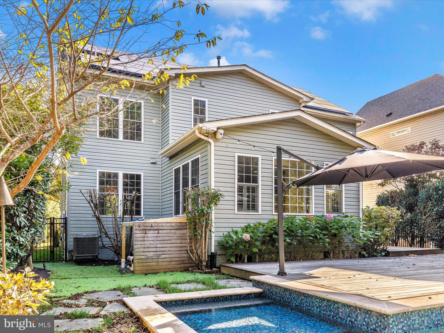 North Potomac, Maryland, 20878, United States, 4 Bedrooms Bedrooms, ,4 BathroomsBathrooms,Residential,Active,1968118