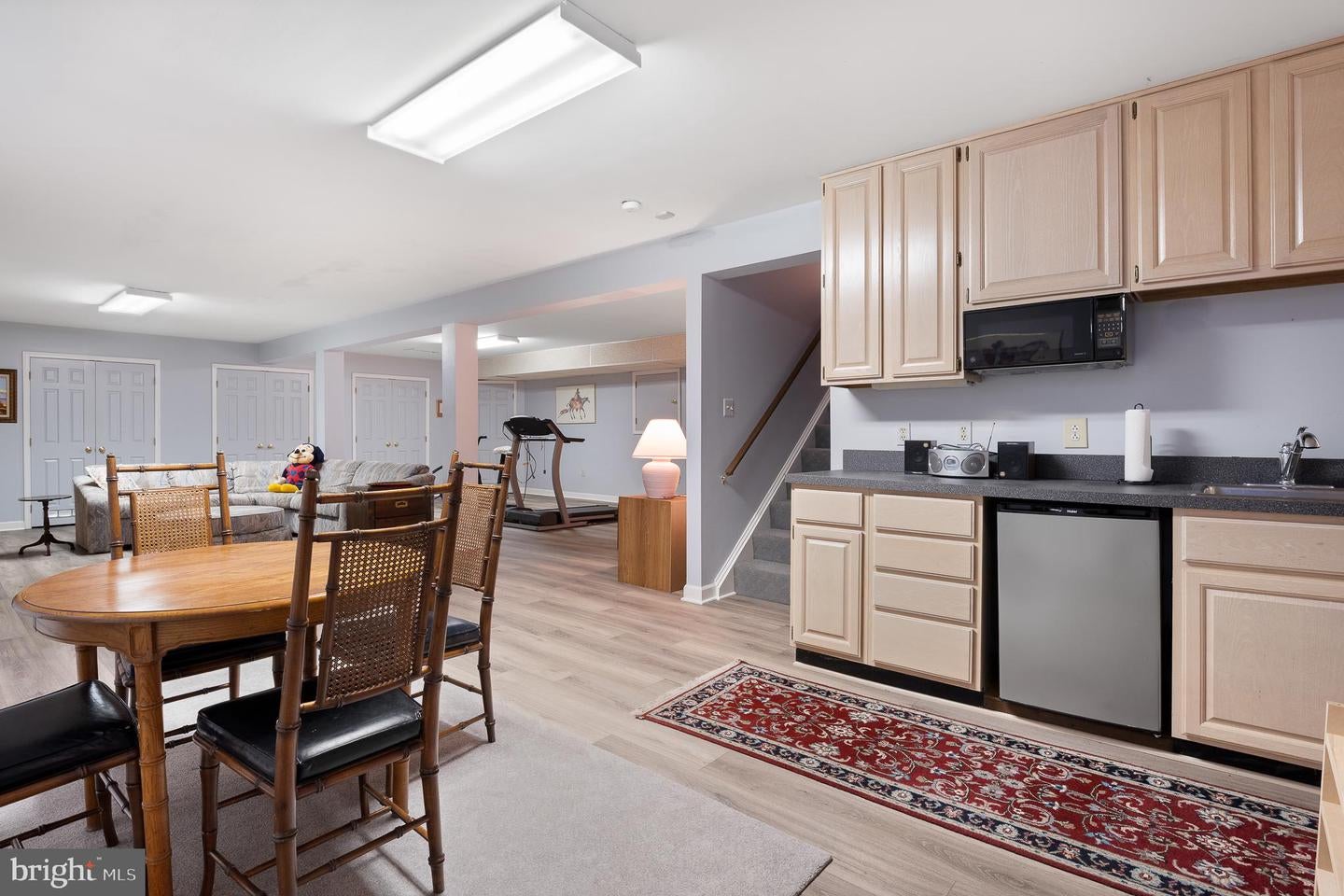 Potomac, Maryland, 20854, United States, 5 Bedrooms Bedrooms, ,6 BathroomsBathrooms,Residential,Active,1988488