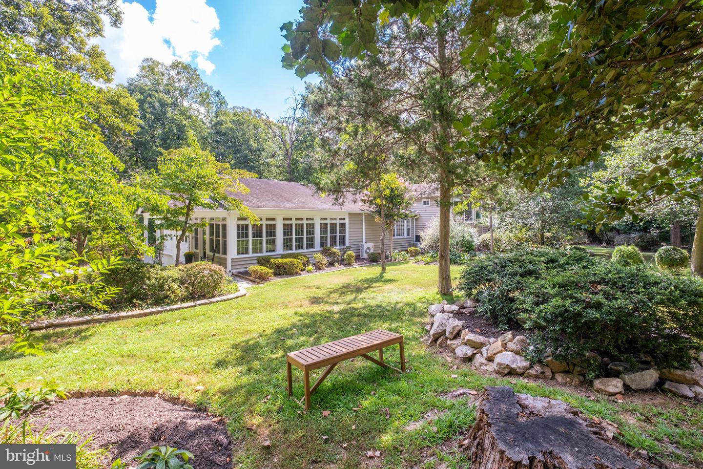 Fairfax Station, Virginia, 22039, United States, 4 Bedrooms Bedrooms, ,3 BathroomsBathrooms,Residential,Active,1936424