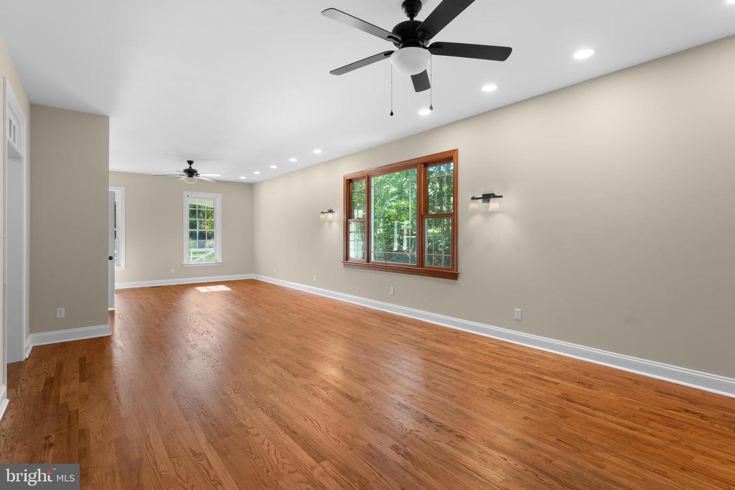 Spotsylvania, Virginia, 22553, United States, 5 Bedrooms Bedrooms, ,5 BathroomsBathrooms,Residential,Active,1936606