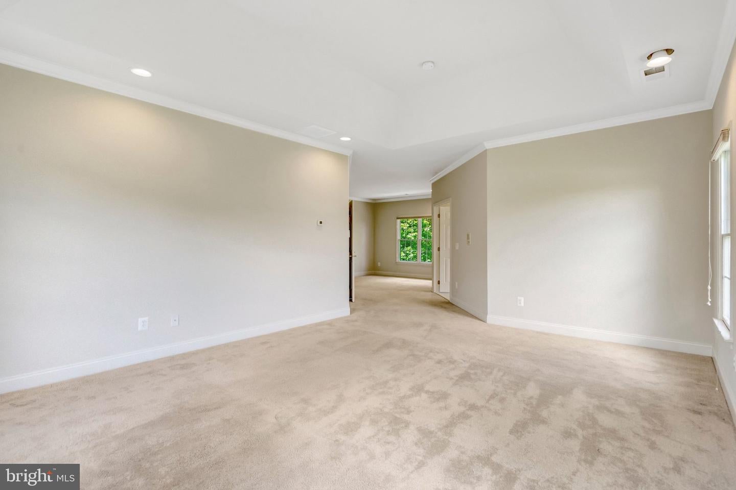 Haymarket, Virginia, 20169, United States, 5 Bedrooms Bedrooms, ,5 BathroomsBathrooms,Residential,Pending,2031766