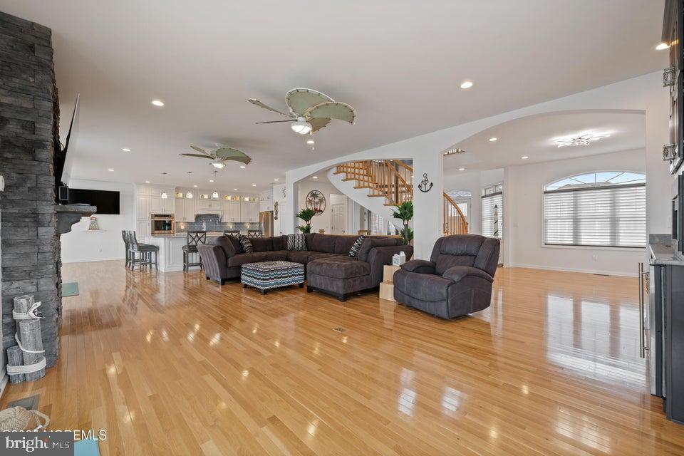 Forked River, New Jersey, 08731, United States, 4 Bedrooms Bedrooms, ,3 BathroomsBathrooms,Residential,Active,1886809