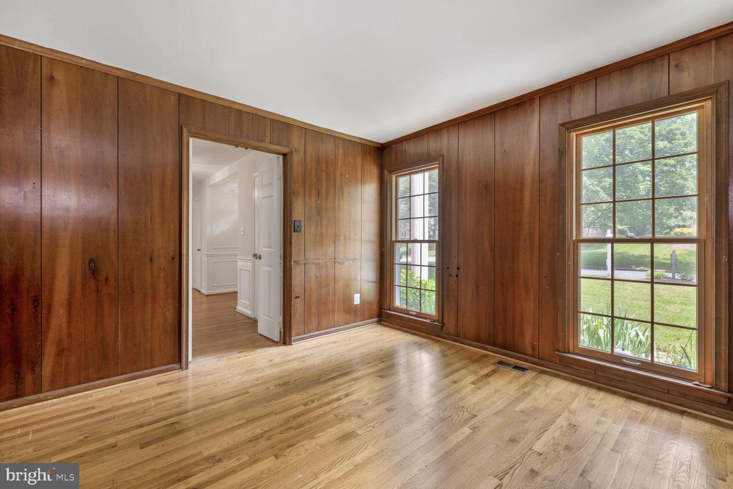 Potomac, Maryland, 20854, United States, 6 Bedrooms Bedrooms, ,6 BathroomsBathrooms,Residential,Active,1823958