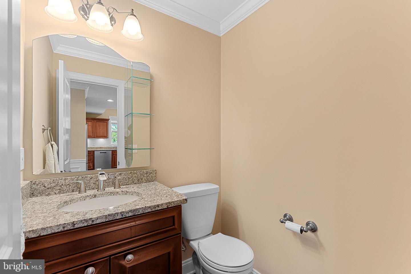 Annandale, Virginia, 22003, United States, 4 Bedrooms Bedrooms, ,4 BathroomsBathrooms,Residential,Active,2044601