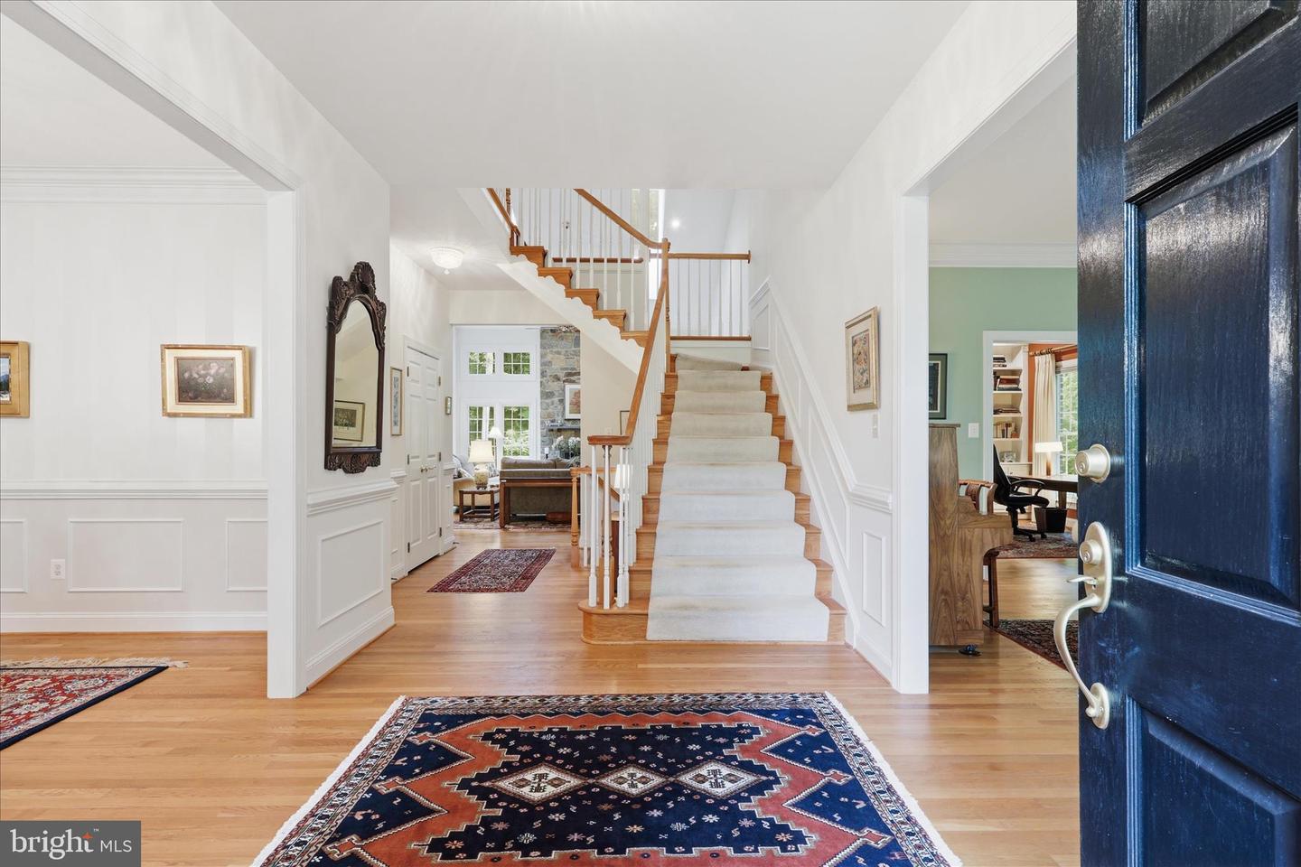 Oakton, Virginia, 22124, United States, 5 Bedrooms Bedrooms, ,5 BathroomsBathrooms,Residential,Pending,2045766