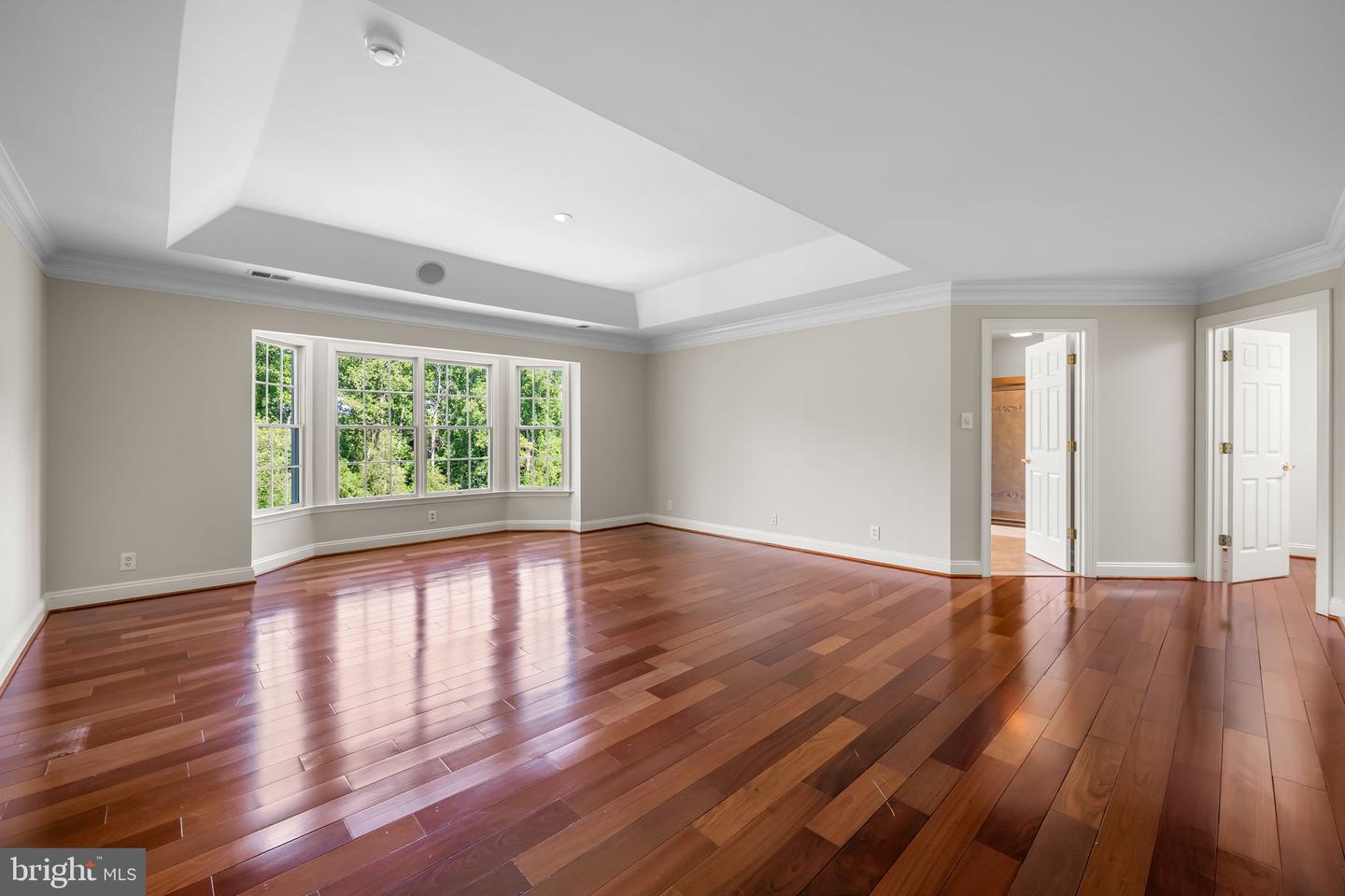 Ellicott City, Maryland, 21042, United States, 5 Bedrooms Bedrooms, ,5 BathroomsBathrooms,Residential,Pending,2045798