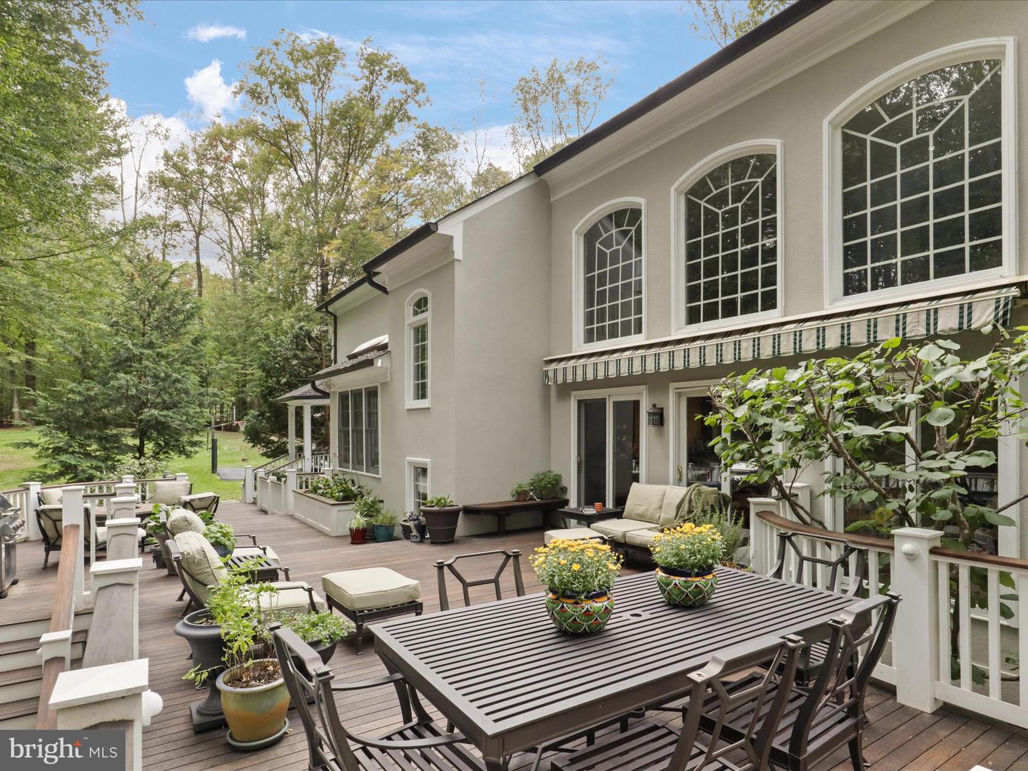 Fairfax Station, Virginia, 22039, United States, 5 Bedrooms Bedrooms, ,5 BathroomsBathrooms,Residential,Active,1943756