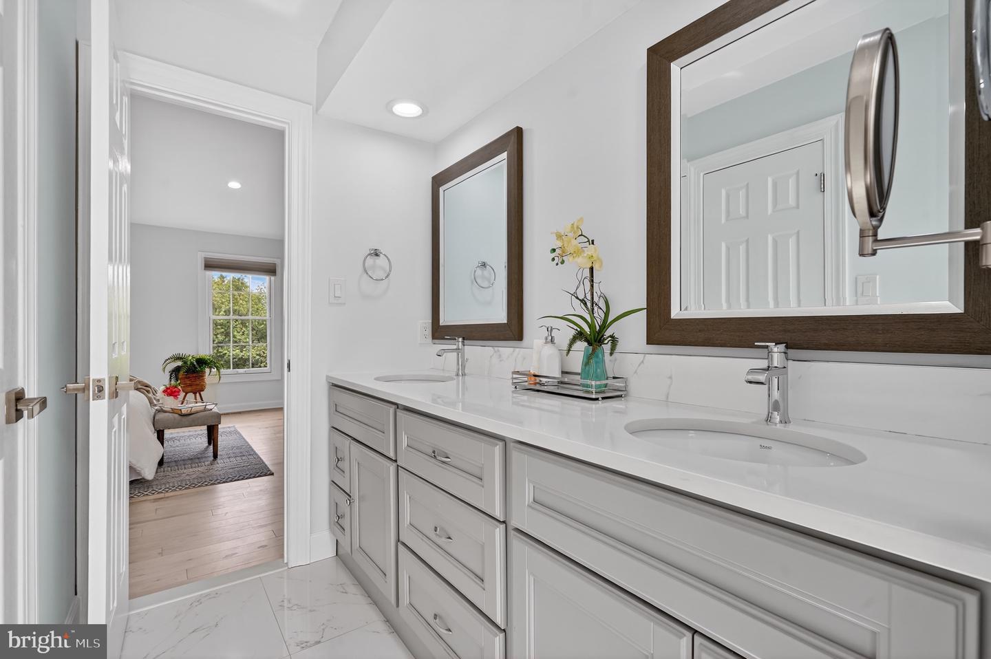 North Potomac, Maryland, 20878, United States, 4 Bedrooms Bedrooms, ,4 BathroomsBathrooms,Residential,Active,2044133