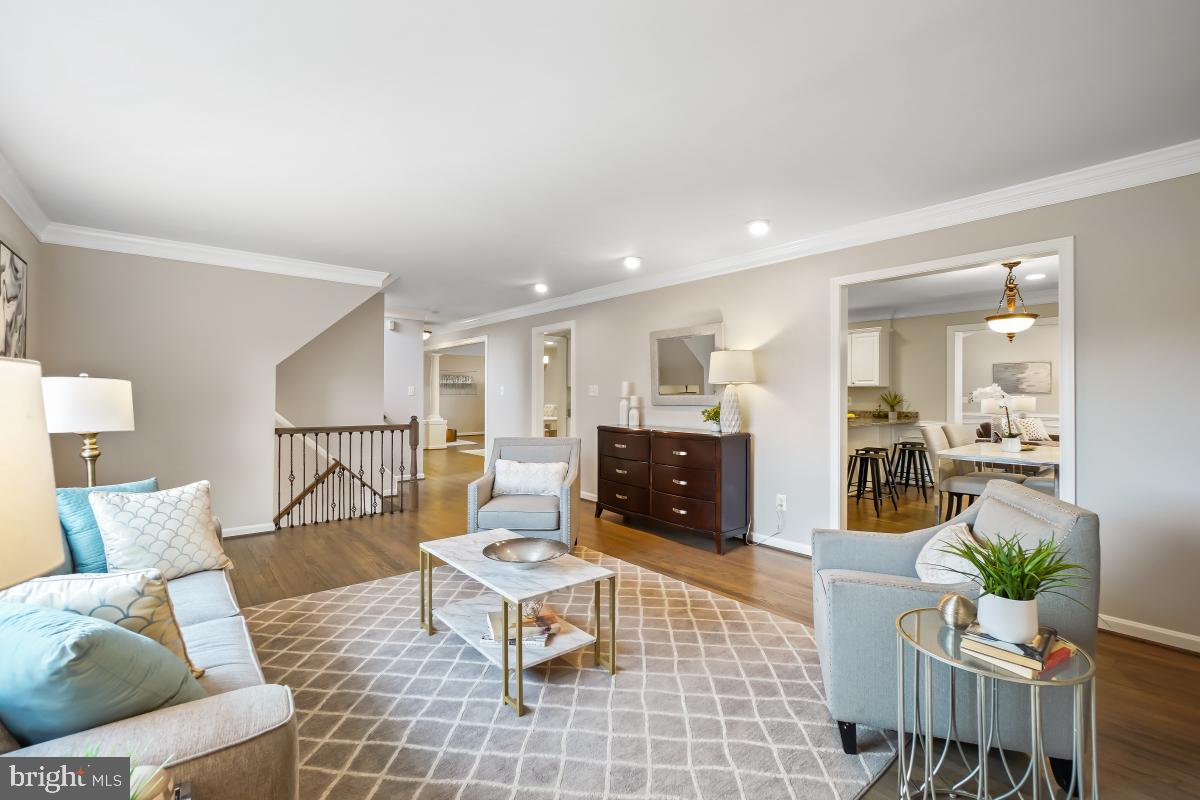 Fairfax, Virginia, 22030, United States, 5 Bedrooms Bedrooms, ,6 BathroomsBathrooms,Residential,Active,2008336