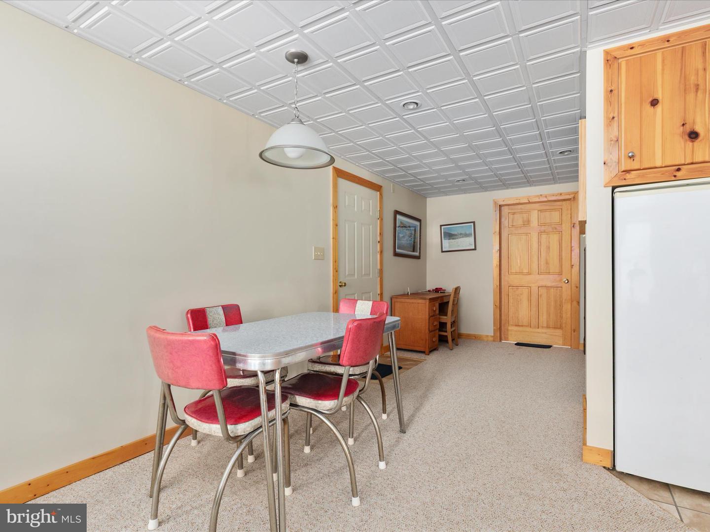 Winchester, Virginia, 22603, United States, 4 Bedrooms Bedrooms, ,4 BathroomsBathrooms,Residential,Active,1943761