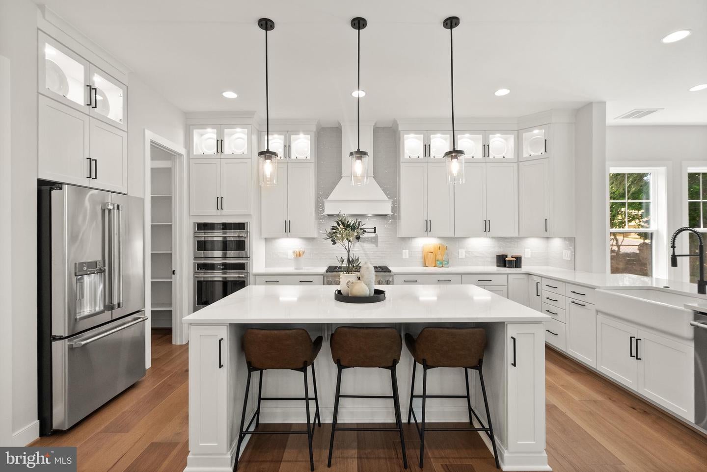 Falls Church, Virginia, 22046, United States, 7 Bedrooms Bedrooms, ,7 BathroomsBathrooms,Residential,Active,1798016