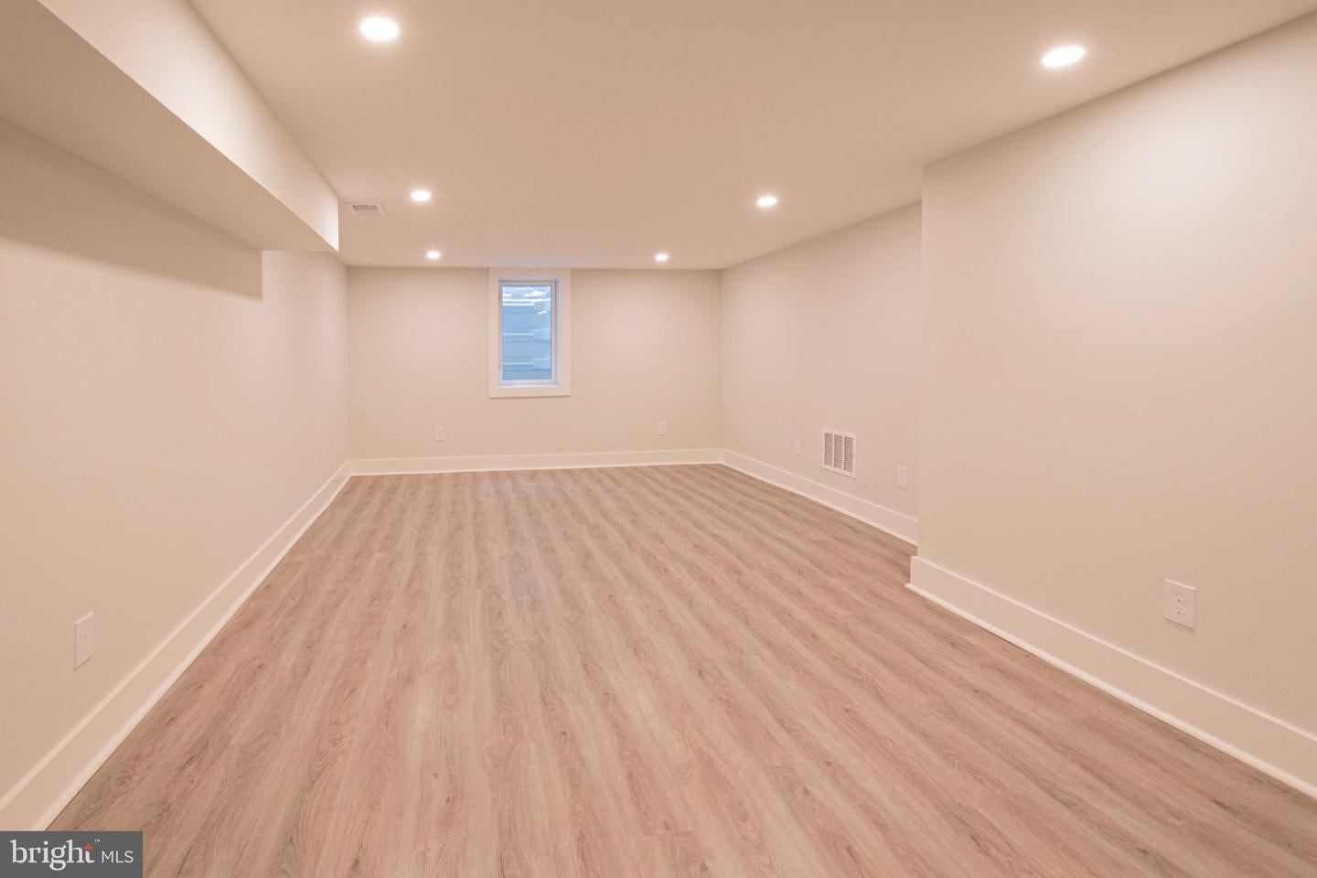 Paoli, Pennsylvania, 19301, United States, 4 Bedrooms Bedrooms, ,4 BathroomsBathrooms,Residential,Active,1953393