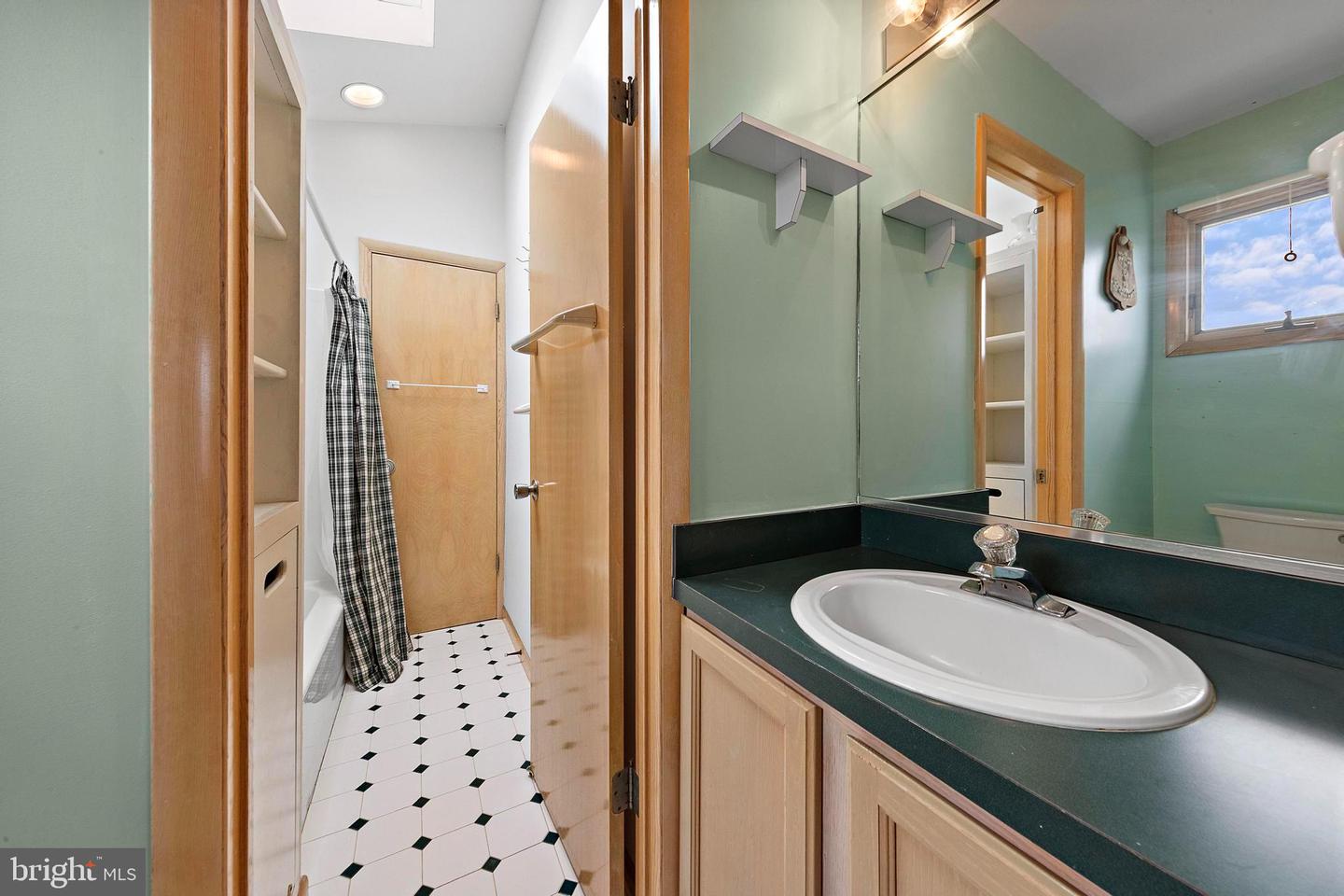 Long Beach Township, New Jersey, 08008, United States, 4 Bedrooms Bedrooms, ,2 BathroomsBathrooms,Residential,Active,1968112