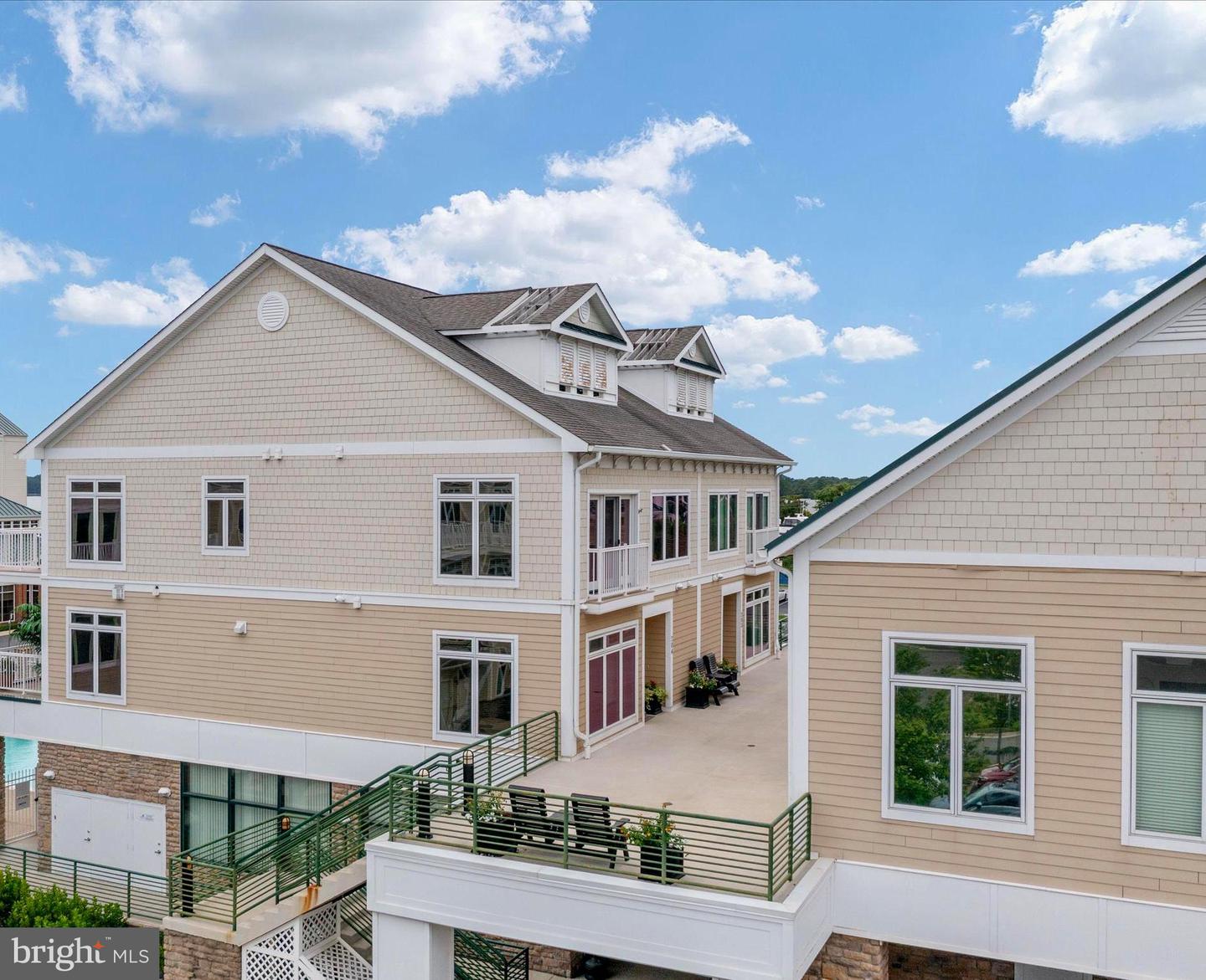 Grasonville, Maryland, 21638, United States, 3 Bedrooms Bedrooms, ,4 BathroomsBathrooms,Residential,Active,1888990