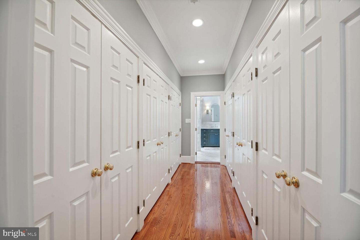 Mclean, Virginia, 22101, United States, 3 Bedrooms Bedrooms, ,6 BathroomsBathrooms,Residential,Contingent,1894225