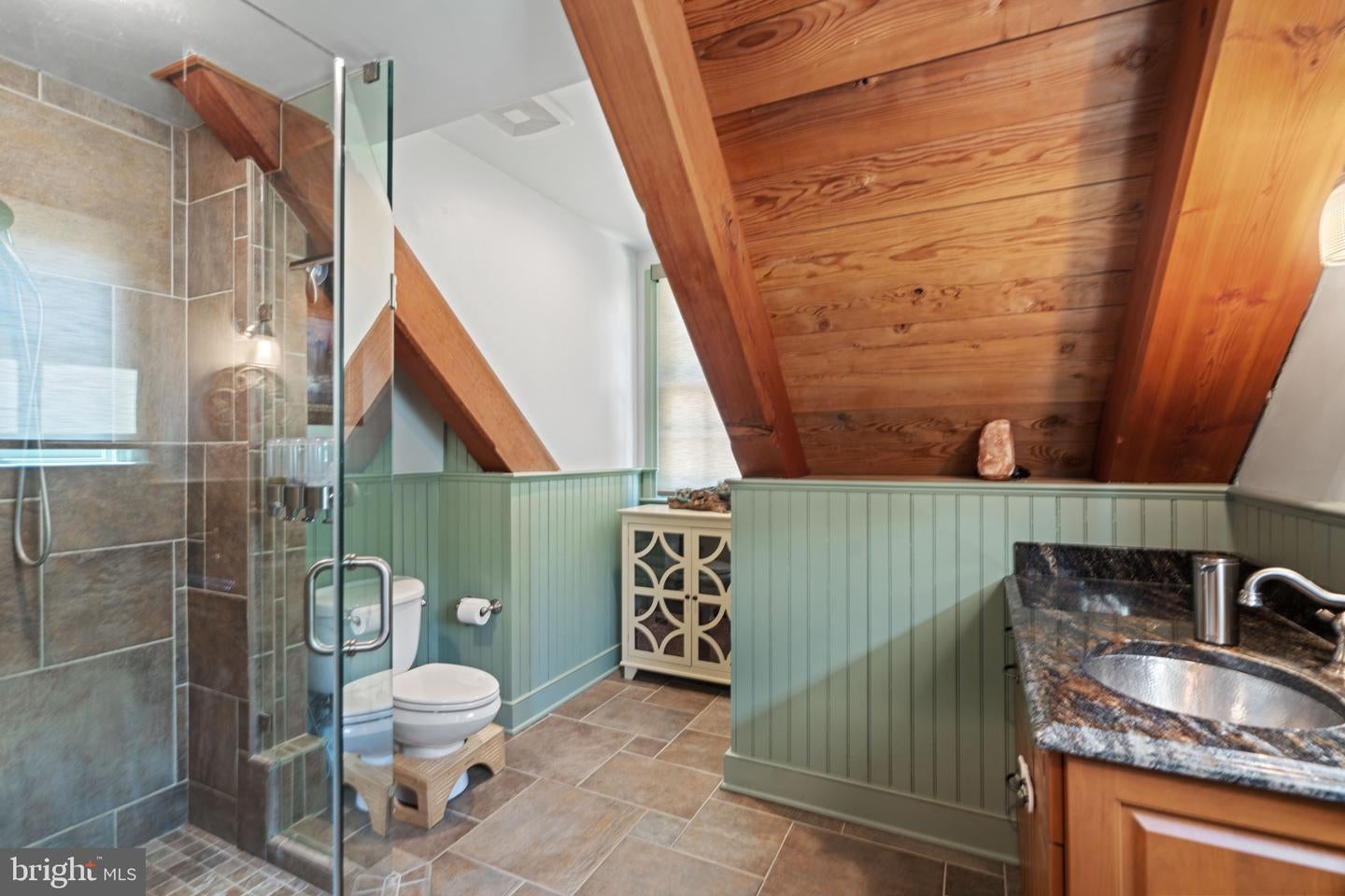 Waterford, Virginia, 20197, United States, 4 Bedrooms Bedrooms, ,5 BathroomsBathrooms,Residential,Active,1771409