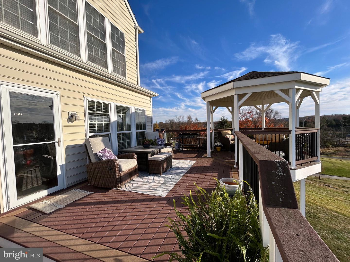 Downingtown, Pennsylvania, 19335, United States, ,5 BathroomsBathrooms,Residential,Pending,1703596