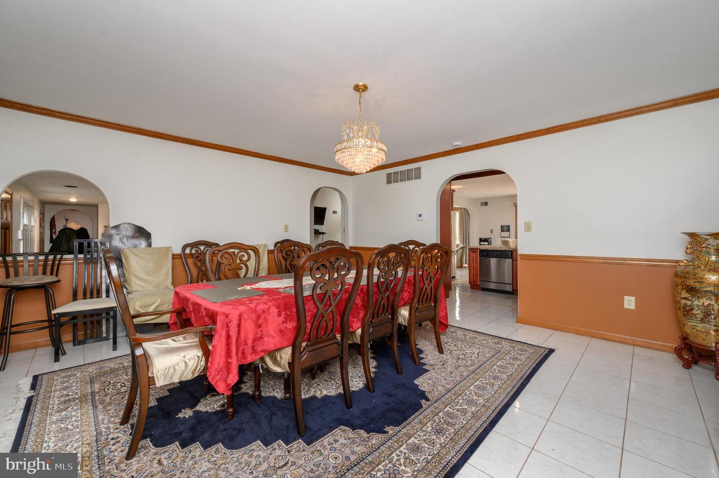 Monmouth Junction, New Jersey, 08852, United States, 5 Bedrooms Bedrooms, ,5 BathroomsBathrooms,Residential,Active,1987239