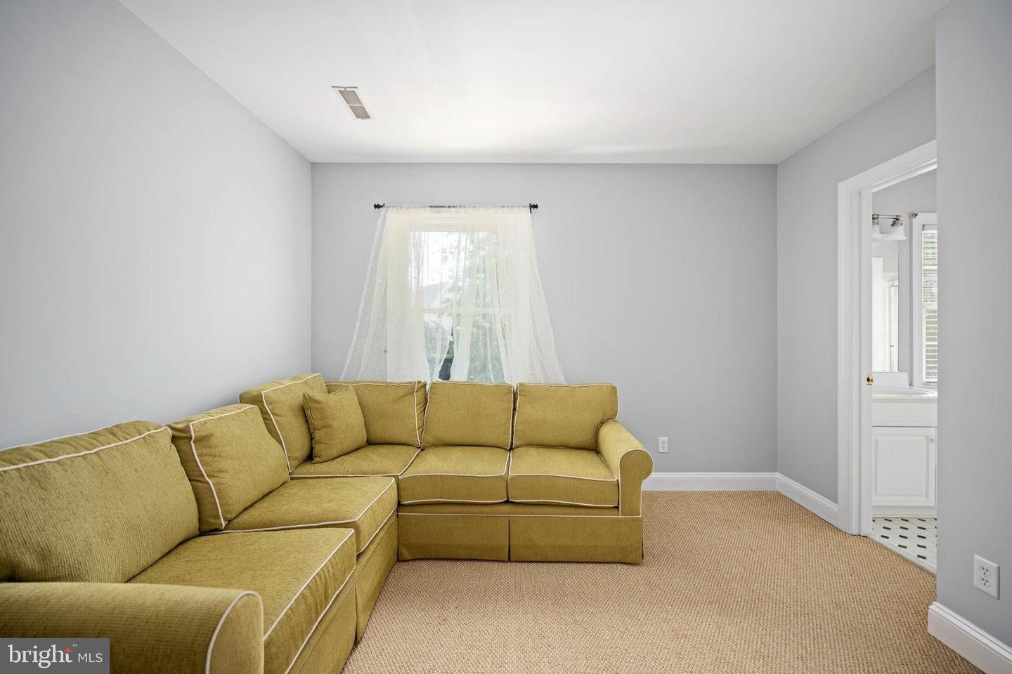 Spotsylvania, Virginia, 22551, United States, 5 Bedrooms Bedrooms, ,5 BathroomsBathrooms,Residential,Contingent,1893243