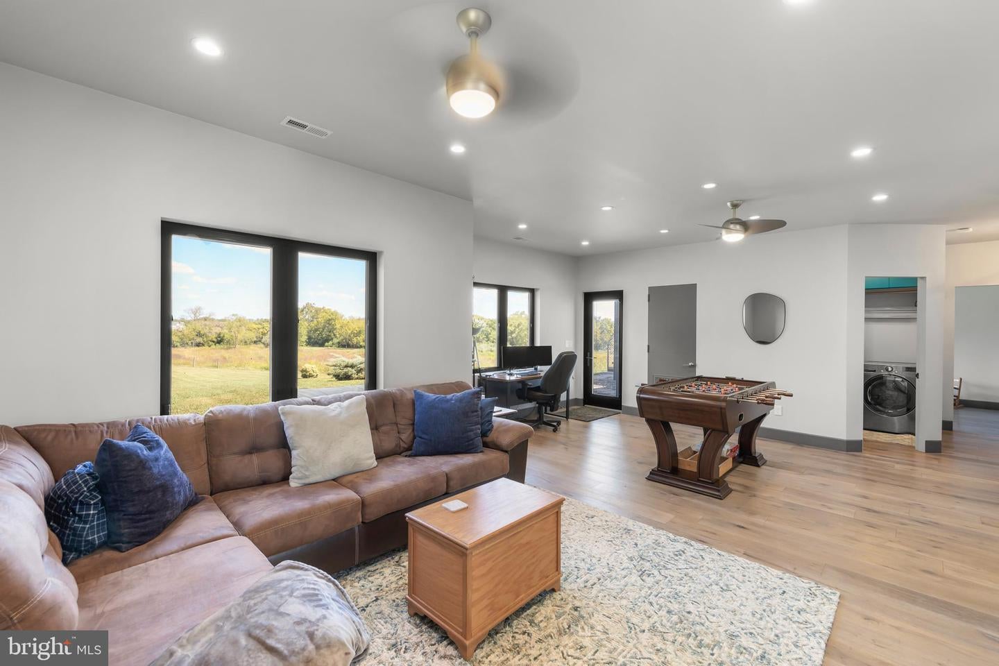 Berryville, Virginia, 22611, United States, 4 Bedrooms Bedrooms, ,4 BathroomsBathrooms,Residential,Active,1945547