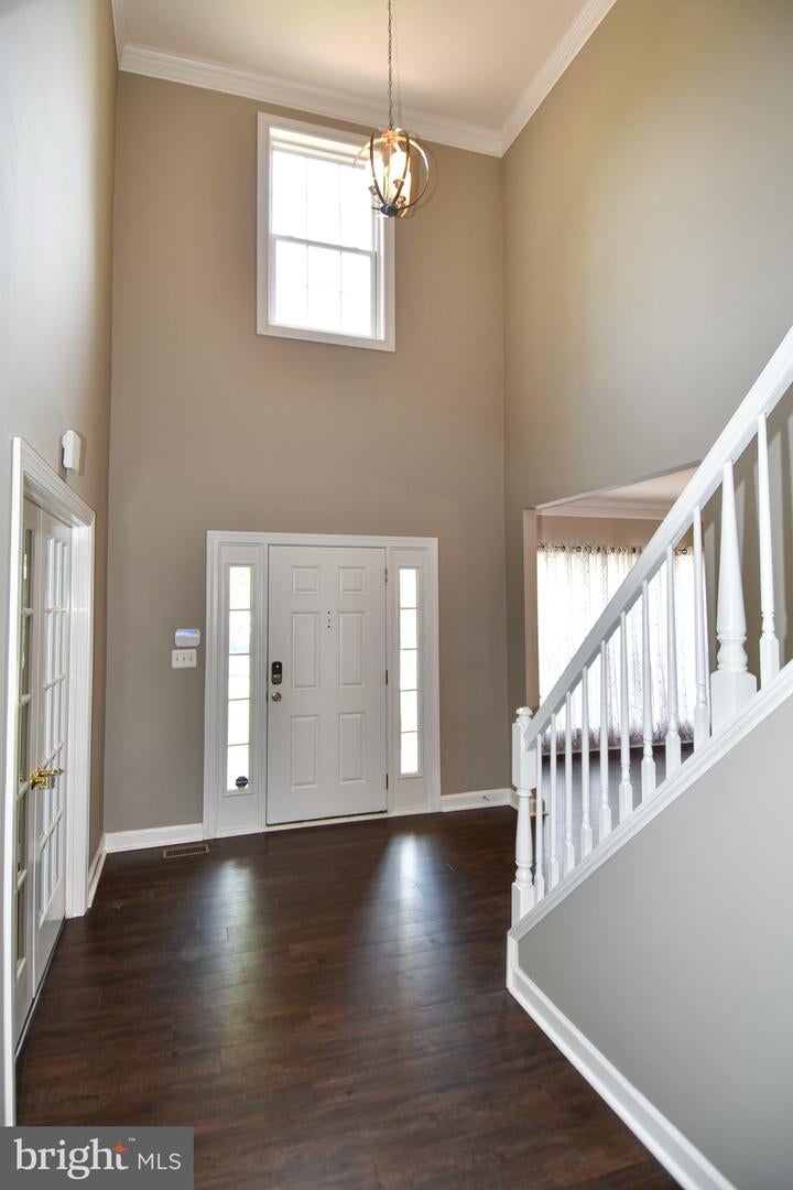 Ashburn, Virginia, 20147, United States, 6 Bedrooms Bedrooms, ,5 BathroomsBathrooms,Residential,Active,1914776