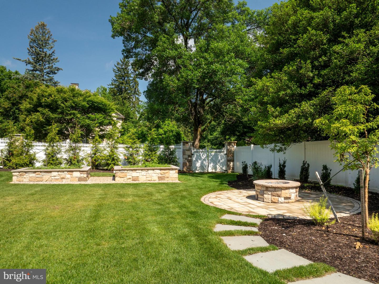 State College, Pennsylvania, 16803, United States, 5 Bedrooms Bedrooms, ,5 BathroomsBathrooms,Residential,Active,1946528