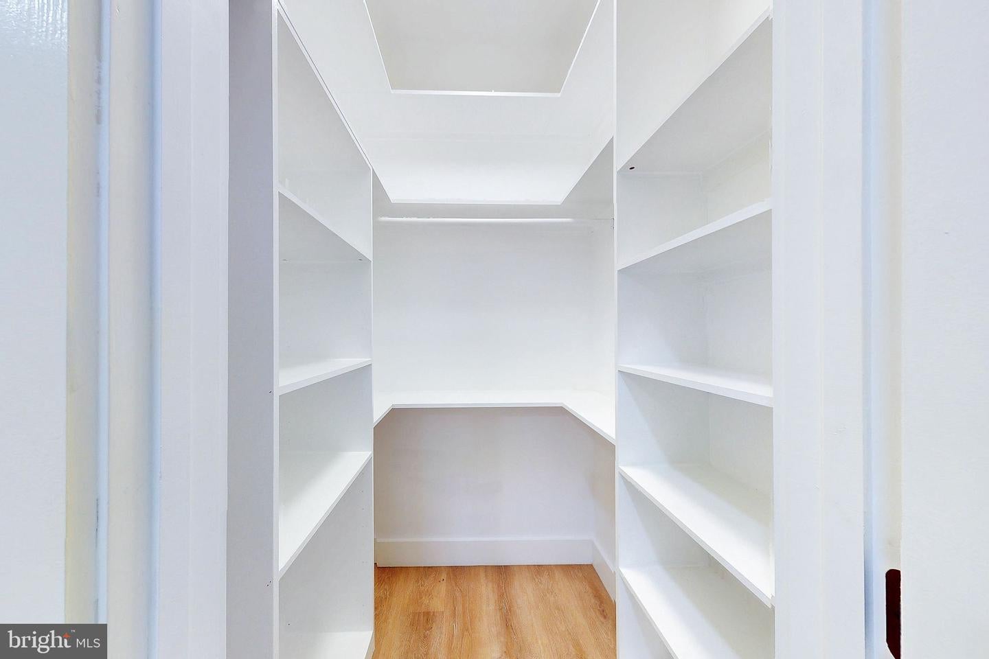 Washington, District Of Columbia, 20018, United States, 6 Bedrooms Bedrooms, ,5 BathroomsBathrooms,Residential,Active,2001347