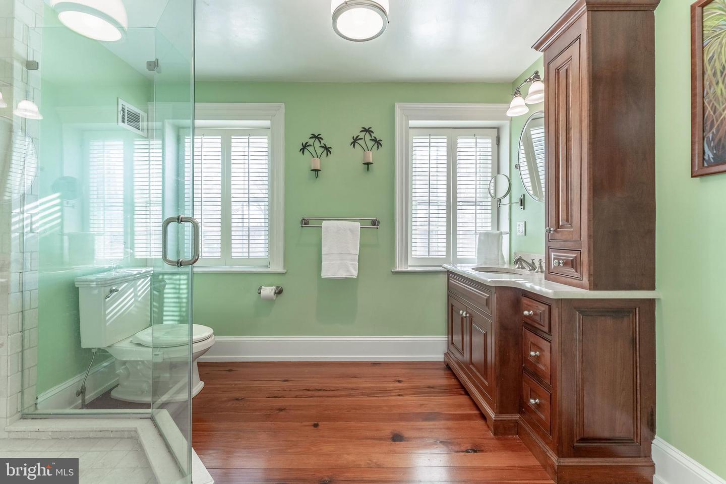 Jenkintown, Pennsylvania, 19046, United States, 6 Bedrooms Bedrooms, ,5 BathroomsBathrooms,Residential,Active,2010560