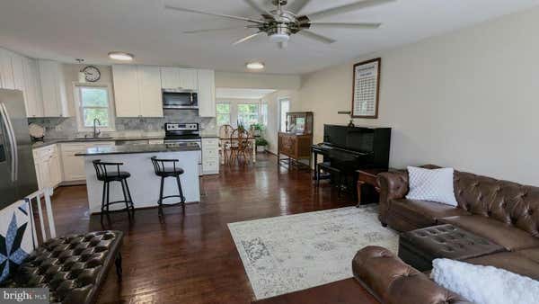 1252 COLUMBIA RD, WOODBRIDGE, VA 22191, photo 5 of 44