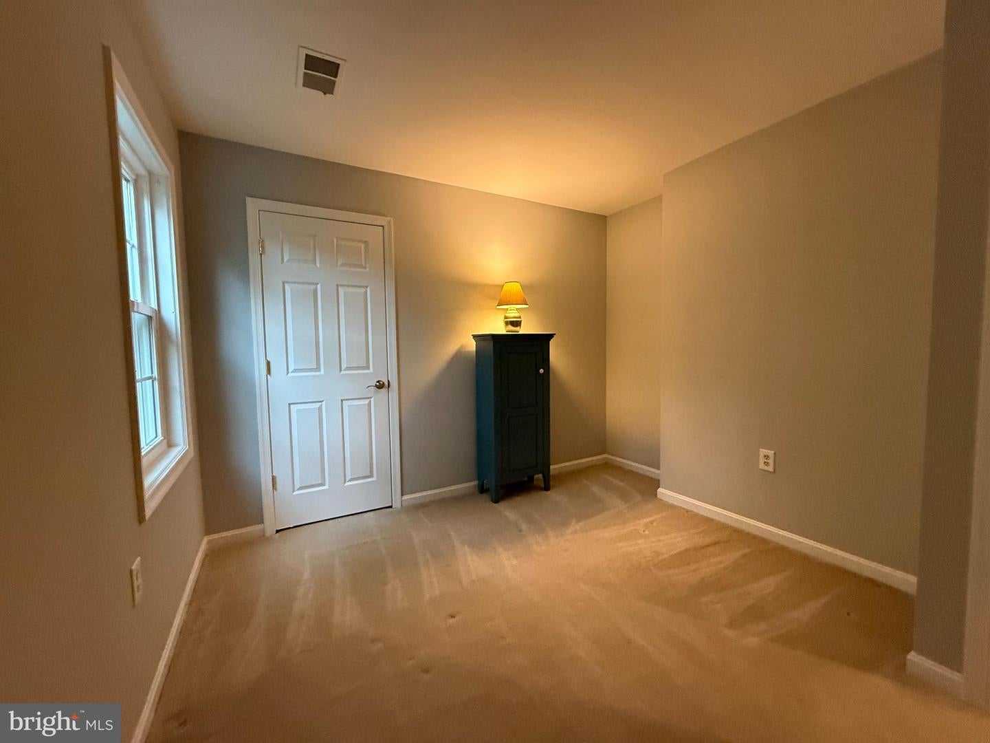 Herndon, Virginia, 20171, United States, 5 Bedrooms Bedrooms, ,3 BathroomsBathrooms,Residential,Active,1961930