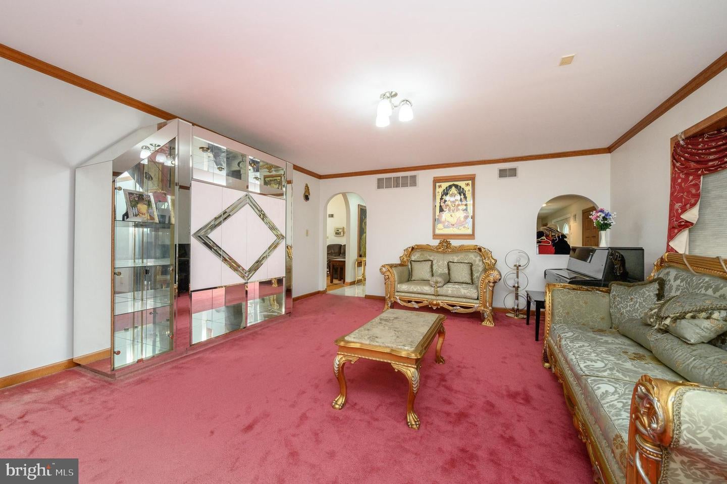 Monmouth Junction, New Jersey, 08852, United States, 5 Bedrooms Bedrooms, ,5 BathroomsBathrooms,Residential,Active,1987239