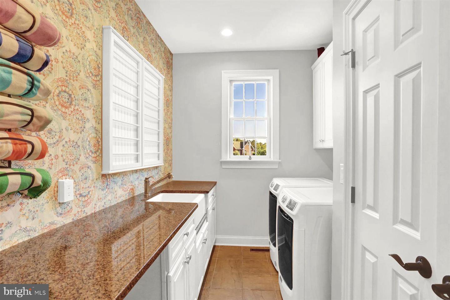Mechanicsburg, Pennsylvania, 17050, United States, 4 Bedrooms Bedrooms, ,6 BathroomsBathrooms,Residential,Active,1941336