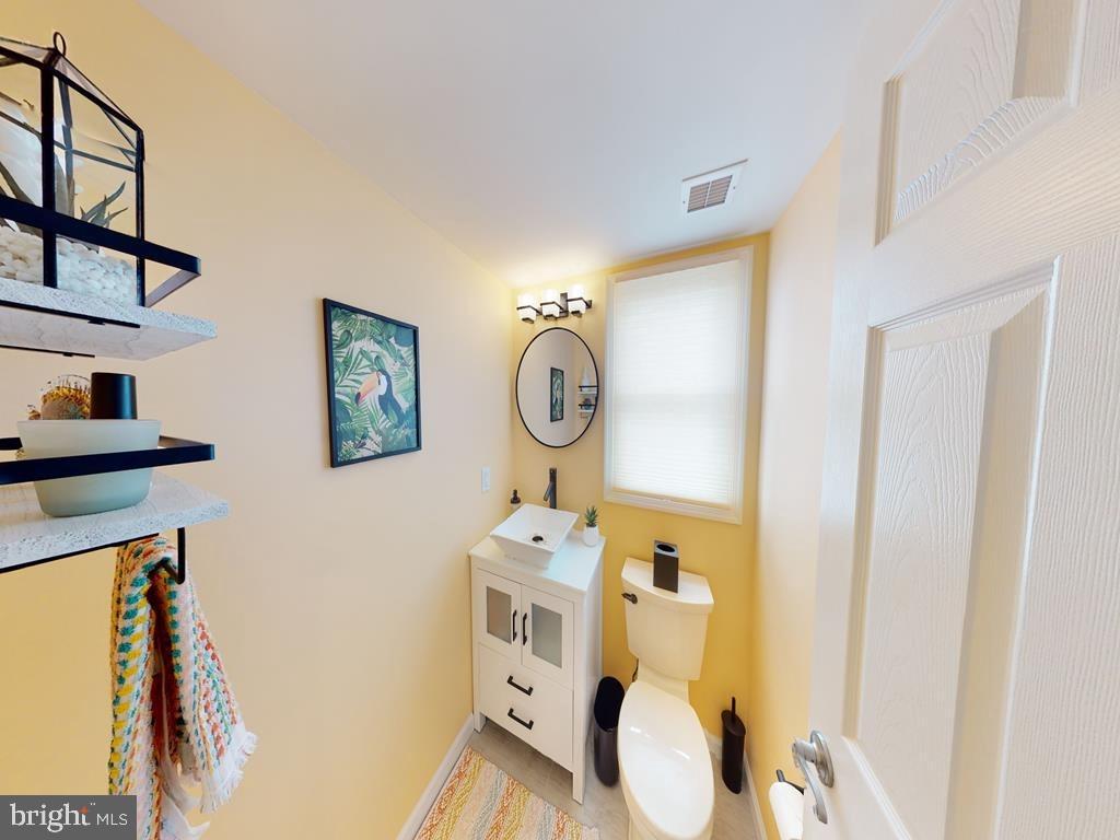 Ship Bottom, New Jersey, 08008, United States, 2 Bedrooms Bedrooms, ,3 BathroomsBathrooms,Residential,Active,1902937